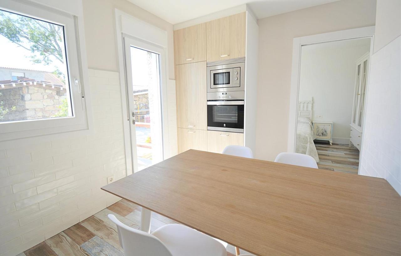 Galihost - Apartamentos Mamuela Ribadumia Екстериор снимка