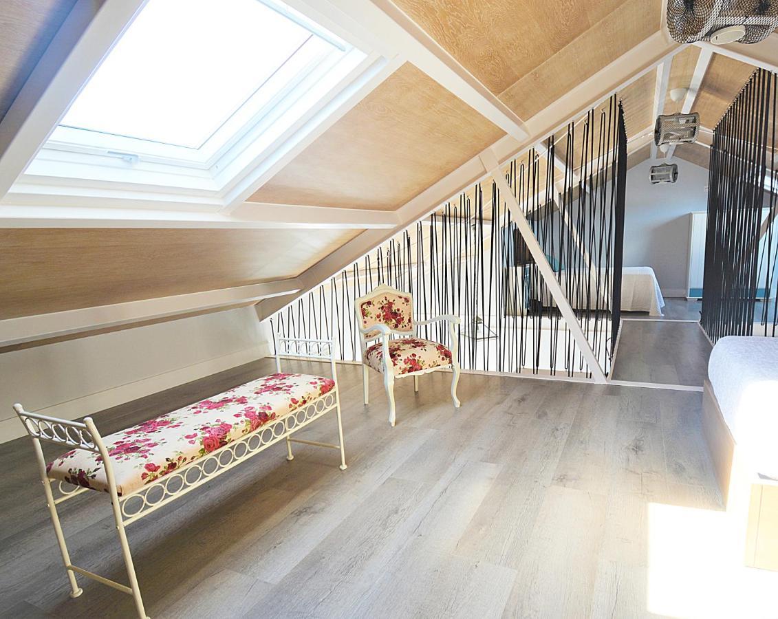 Galihost - Apartamentos Mamuela Ribadumia Екстериор снимка