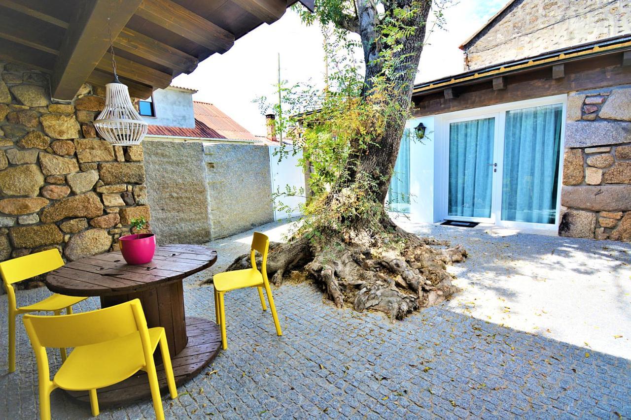 Galihost - Apartamentos Mamuela Ribadumia Екстериор снимка