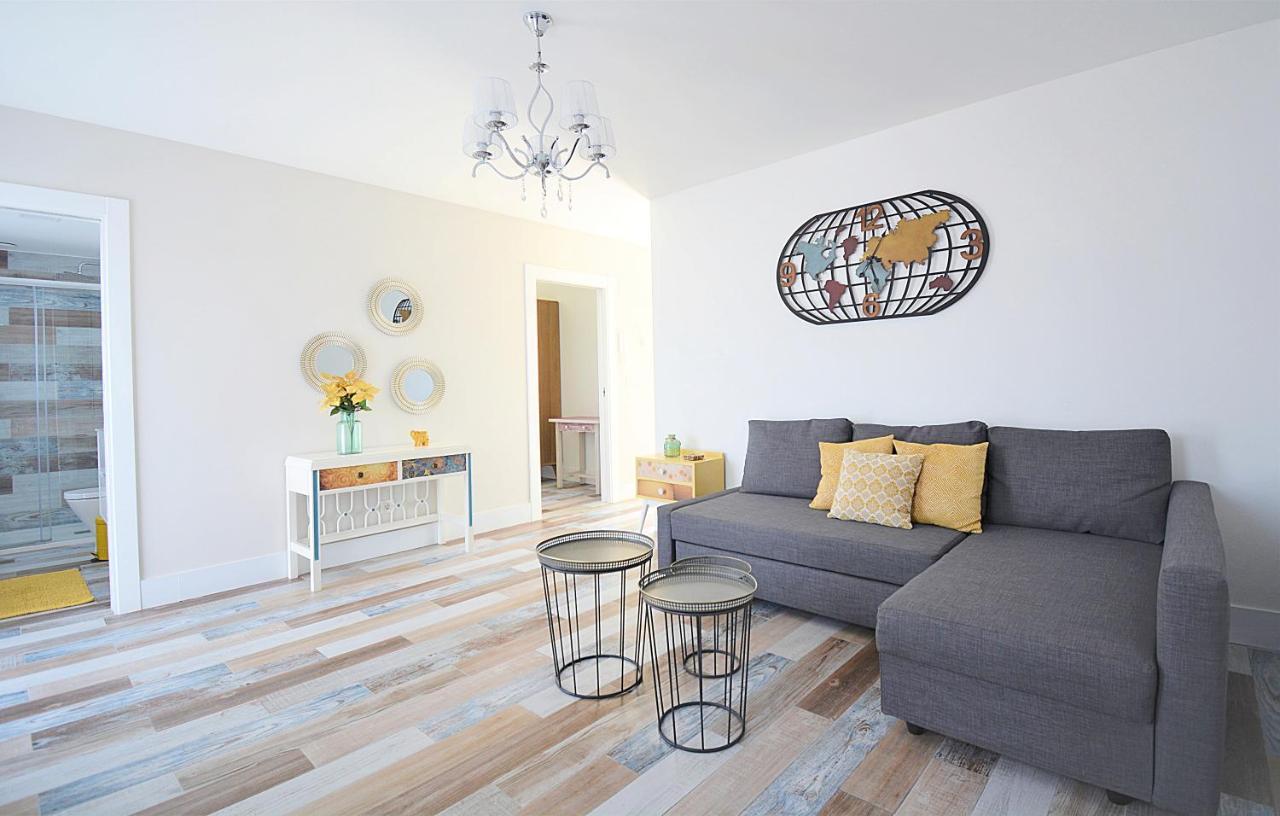 Galihost - Apartamentos Mamuela Ribadumia Екстериор снимка
